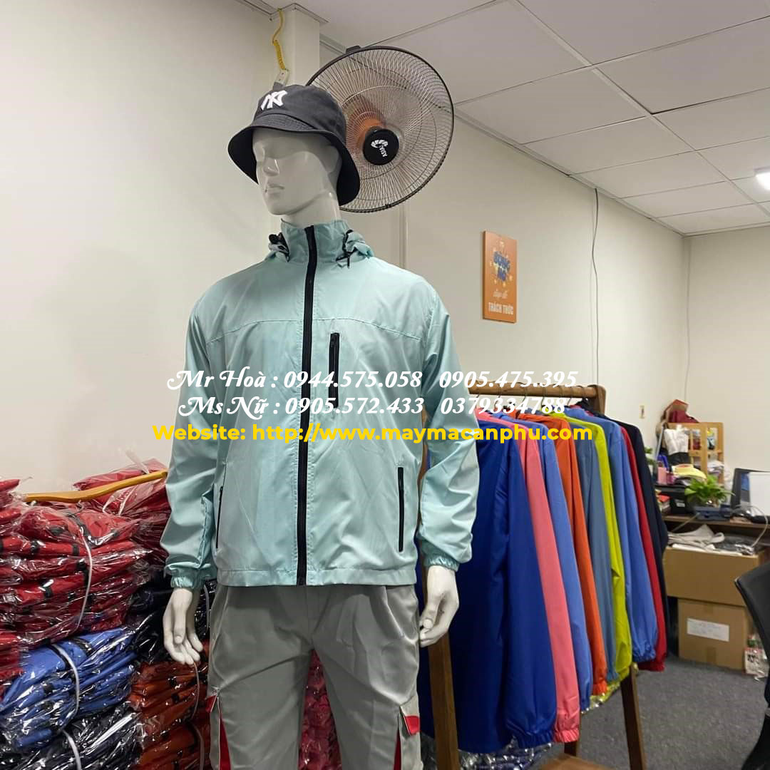 Cách làm sạch áo gió