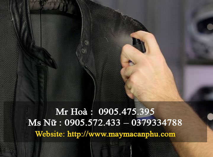 Cách giặt áo khoác da nam bằng tay: