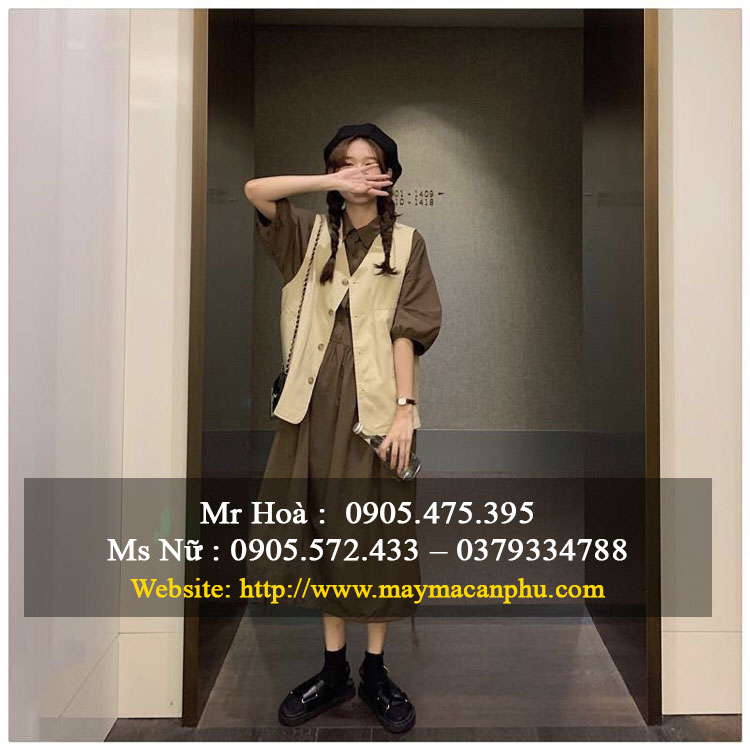 Váy cùng áo khoác gile sẽ giúp trang phục của bạn trở nên bắt mắt, thu hút hơn.