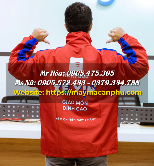 Doanh nghiệp nên đặt áo khoác quà tặng sự kiện ở đâu?