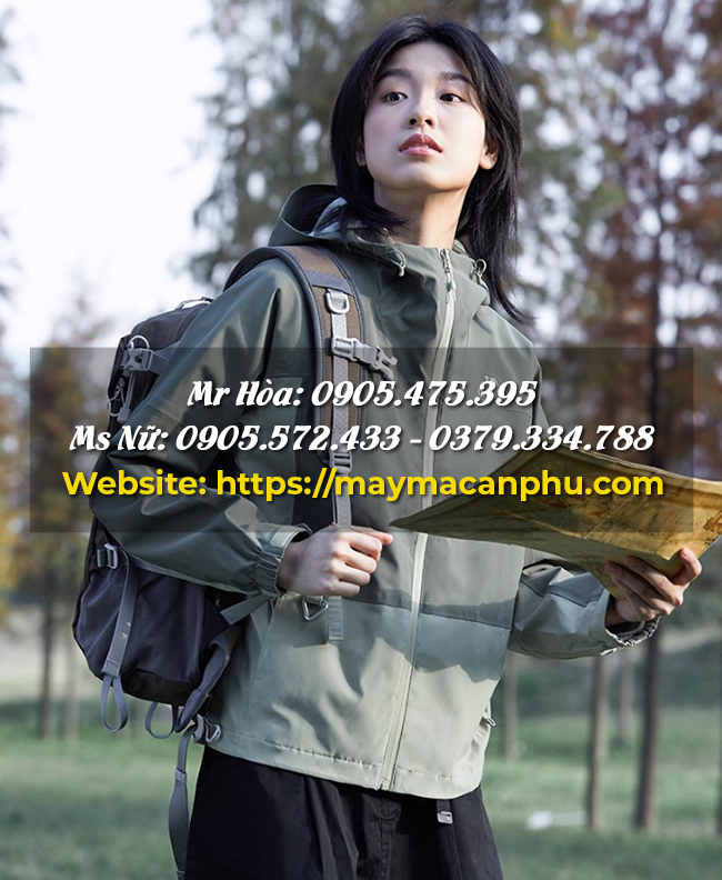 Lý do nên chọn mẫu áo khoác chống thấm tại May Mặc An Phú