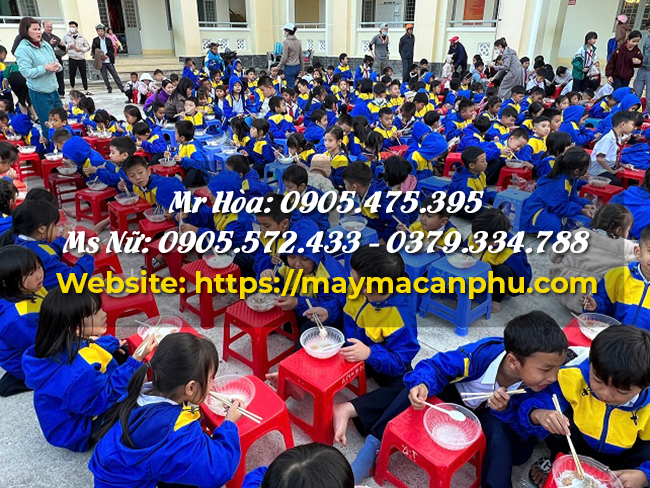 Khi những chiếc áo trở thành cầu nối của tình người