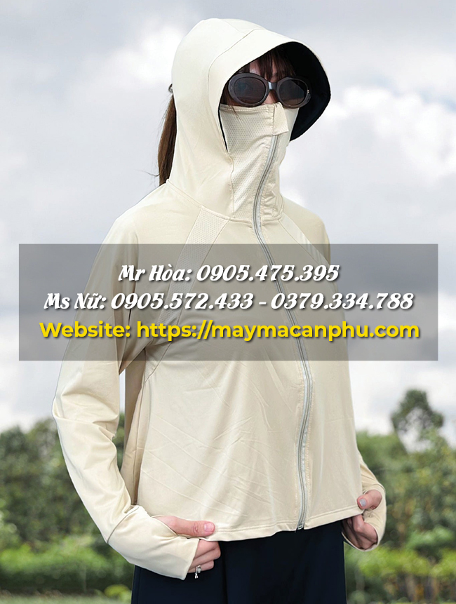 Chất liệu vải lạnh tạo cảm giác mát ngay khi mặc