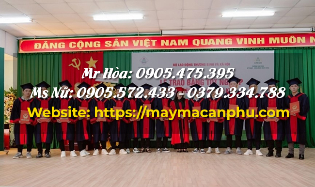 Bộ áo tốt nghiệp đầy đủ gồm những gì?