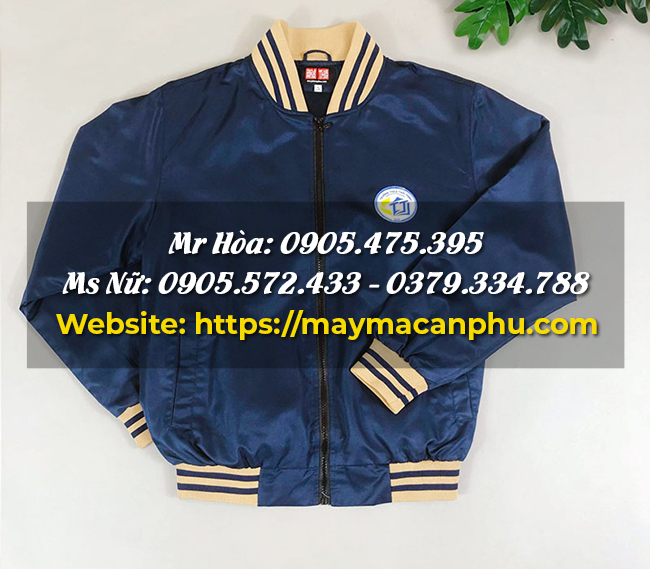 Áo khoác dù – nhẹ, tiện lợi và dễ sử dụng