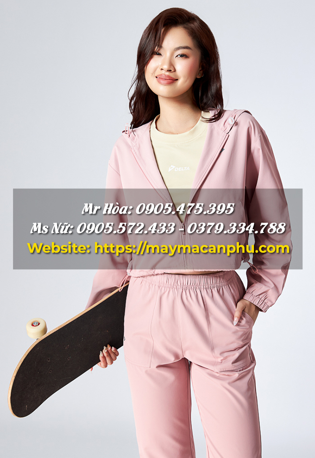 Công Nghệ Vải Microfiber Siêu Nhẹ Tối Ưu Hóa Trải Nghiệm Vận Động