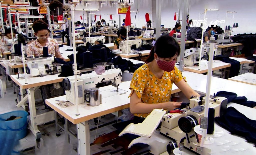 Xưởng may với đội ngũ nhân viên lành nghề
