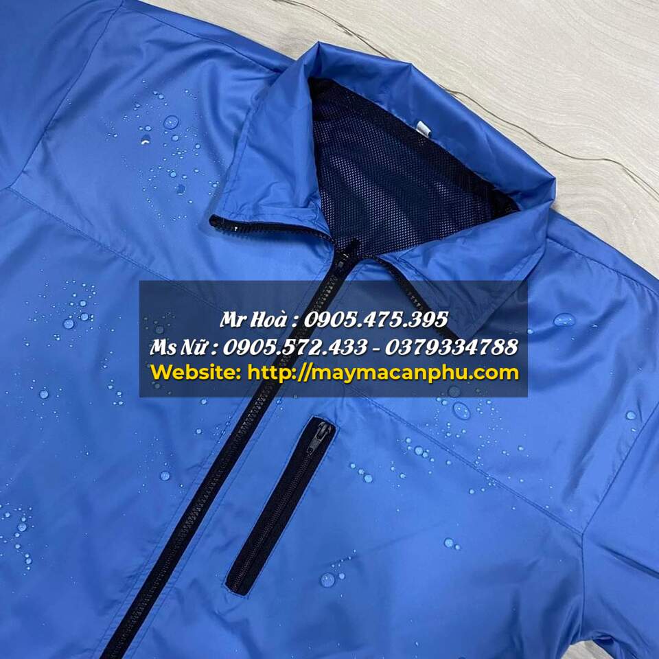 Mẫu áo khoác gió nữ màu đơn giản