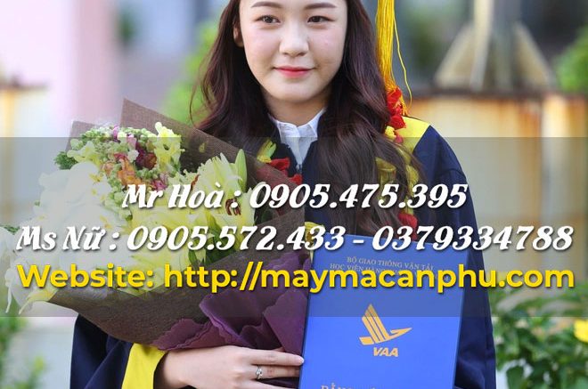 Phối đồ với áo tốt nghiệp