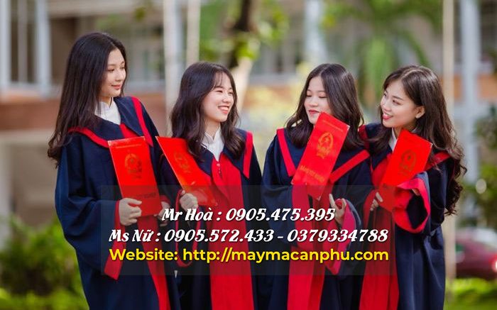 Cách mặc áo tốt nghiệp.