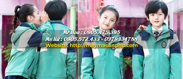 Áo khoác đồng phục học sinh có mũ với chất vải dễ chịu, mẫu mã đẹp mắt