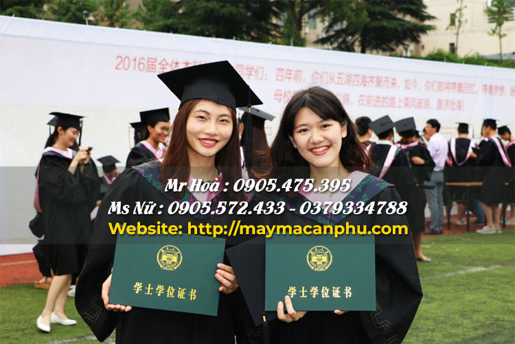 Áo tốt nghiệp hot nhất mùa ra trường 2024