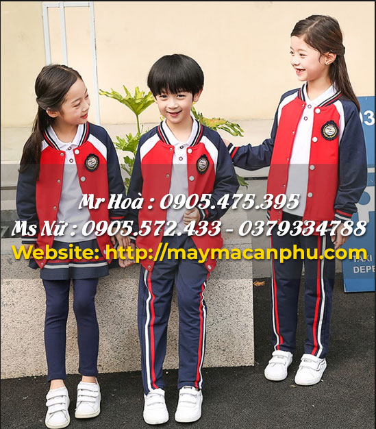 Đồng phục màu đỏ