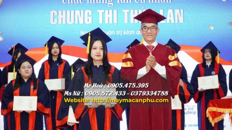 Ý nghĩa màu sắc áo cử nhân