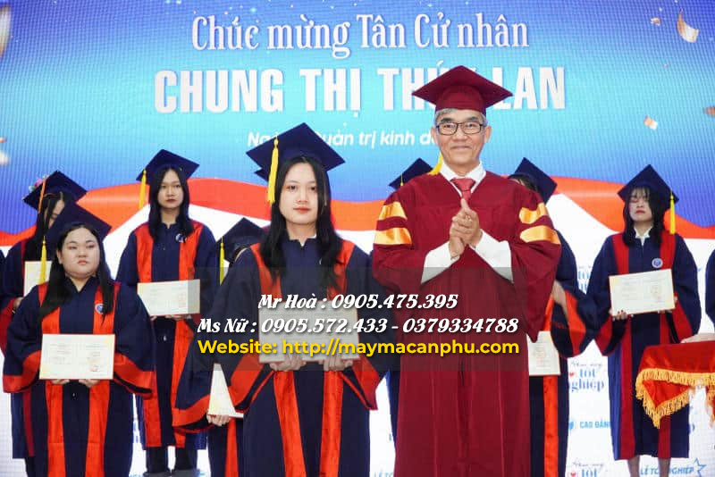 Ý nghĩa màu sắc áo cử nhân