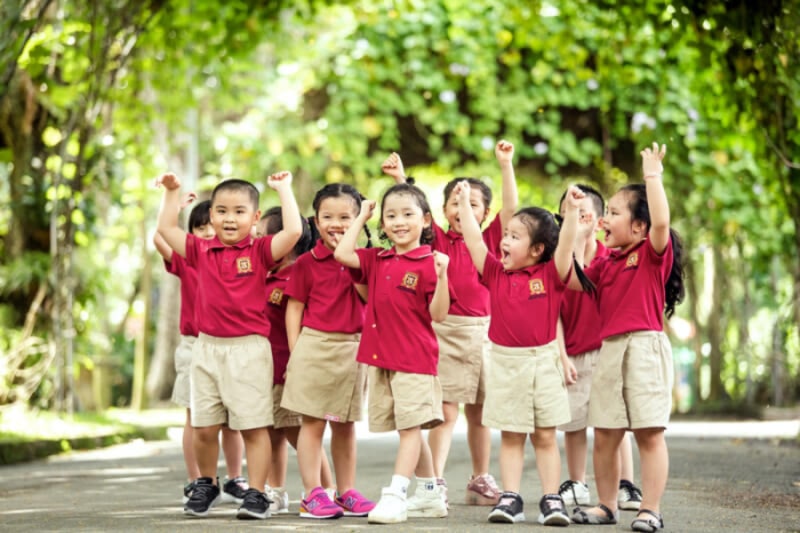 đồng phục học sinh in logo